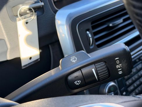 Used 2013 Volvo S60 T6 image 32