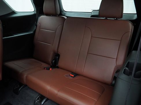 Used 2019 Chevrolet Traverse High Country w/ LPO, Floor Liner Package AWD/4WD image 13