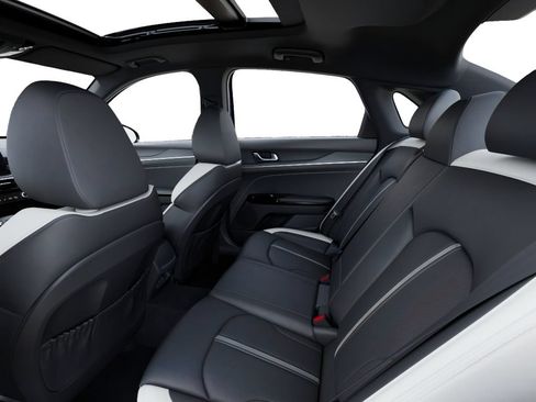 New 2026 Kia K5 GT-Line image 18