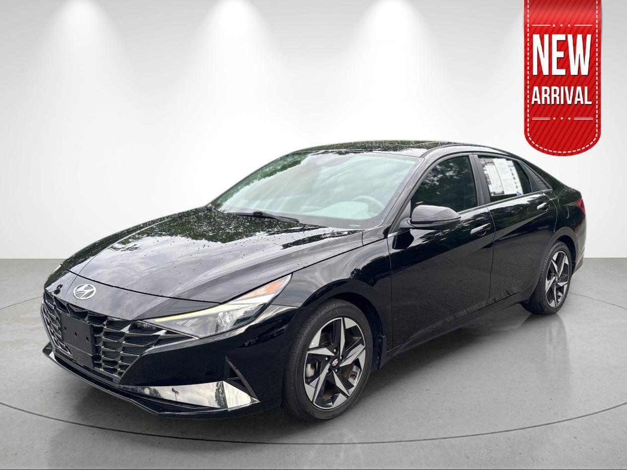 Used 2022 Hyundai Elantra SEL w/ Convenience + Premium Package FWD image 1