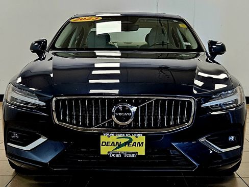 Used 2023 Volvo S60 B5 Ultimate w/ Climate Package image 6