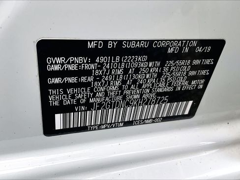 Used 2019 Subaru Crosstrek Hybrid w/ Moonroof Package w/Navigation AWD/4WD image 34