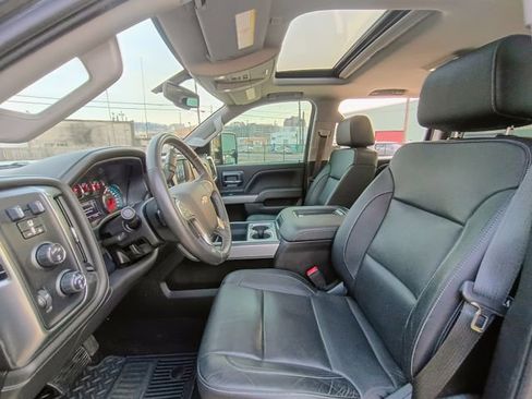 Used 2018 Chevrolet Silverado 2500 LTZ w/ Duramax Plus Package image 37