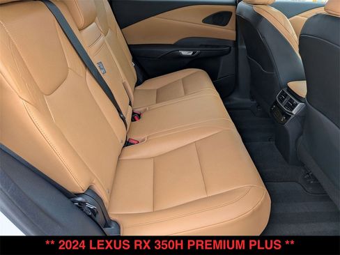 Used 2024 Lexus RX 350 w/ Convenience Package image 26