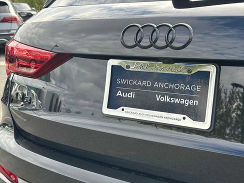 New 2025 Audi Q3 2.0T Premium Plus image 13