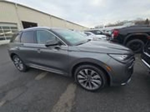 Used 2022 Lincoln Corsair Reserve w/ Equipment Group 201A image 12