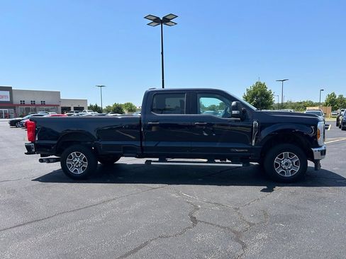 Used 2025 Ford F250 XLT AWD/4WD image 6