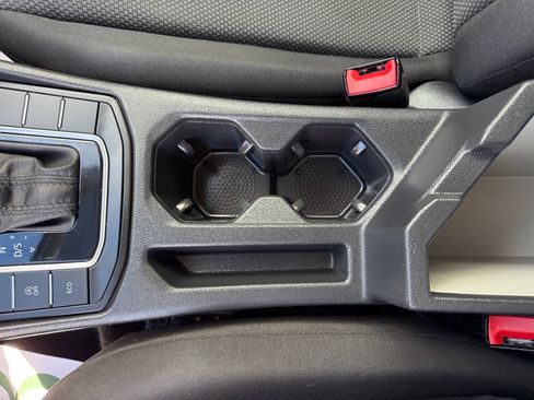 Used 2019 Volkswagen Jetta SE FWD image 25