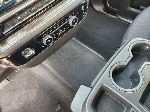 Used 2023 Chevrolet Silverado 1500 LT image 19