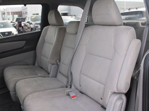 Used 2016 Honda Odyssey SE image 25