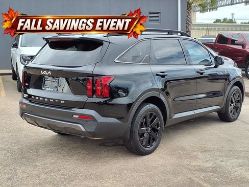 Used 2022 Kia Sorento S AWD/4WD image 4