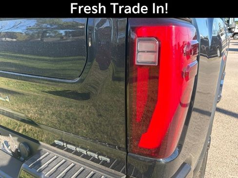 Used 2024 GMC Sierra 3500 Denali w/ Denali Reserve Package image 11