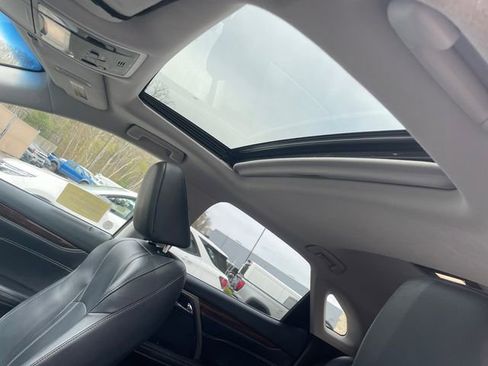 Used 2019 Lexus RX 450h AWD w/ Navigation Package image 41