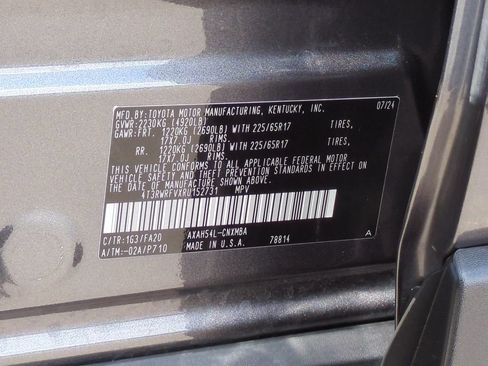 Used 2024 Toyota RAV4 XLE AWD/4WD image 24