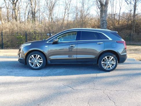 Used 2020 Cadillac XT5 Premium Luxury image 2