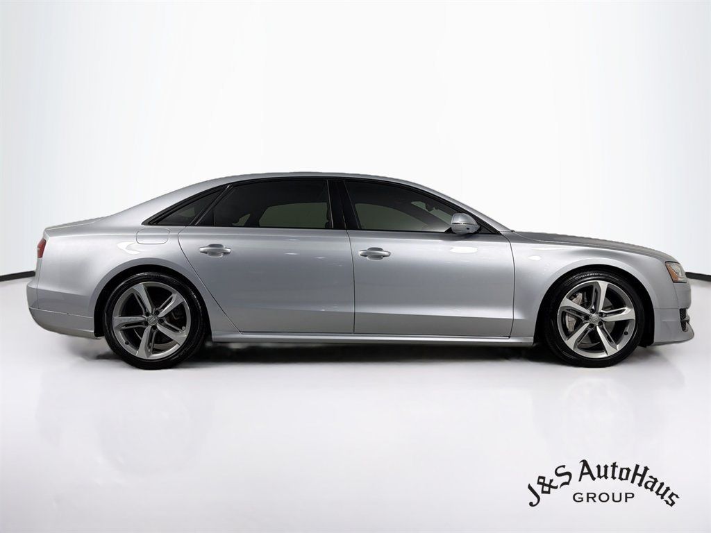 Used 2018 Audi A8 L 4.0T w/ 20" Black Optic Package AWD/4WD image 8