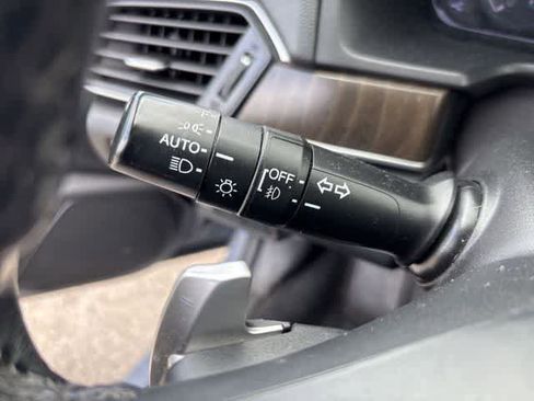Used 2022 Honda Accord Touring image 15