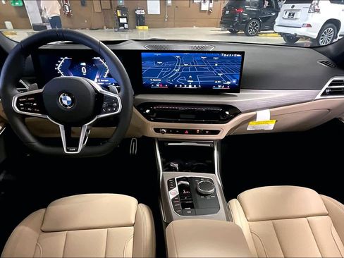 New 2026 BMW 330i Sedan w/ M Sport Package image 5