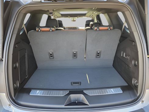 Used 2024 GMC Yukon Denali Ultimate image 22