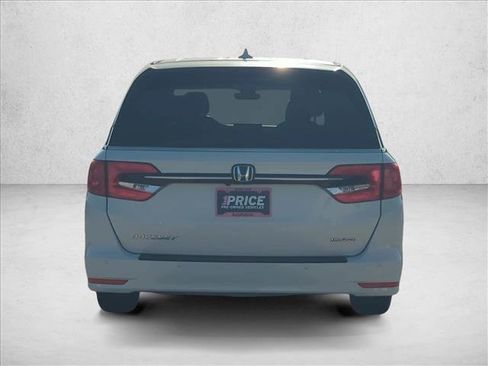 Used 2024 Honda Odyssey Touring image 7