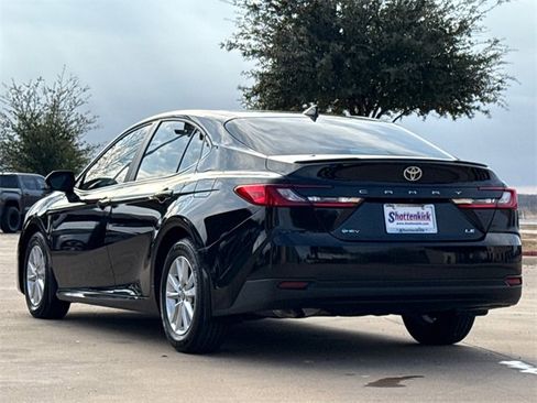 Certified 2025 Toyota Camry LE image 6