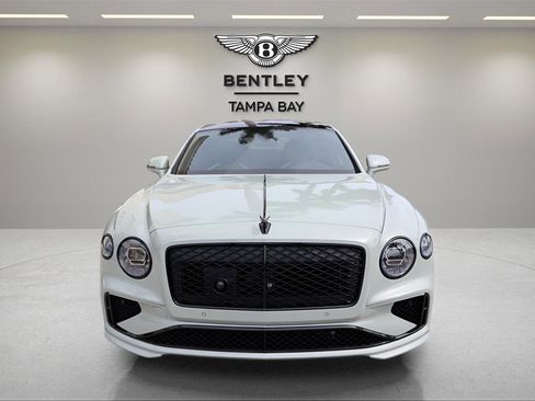 New 2025 Bentley Flying Spur Plug-In Hybrid image 10