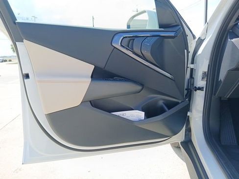 New 2025 BMW X3 xDrive30i w/ Convenience Package image 19