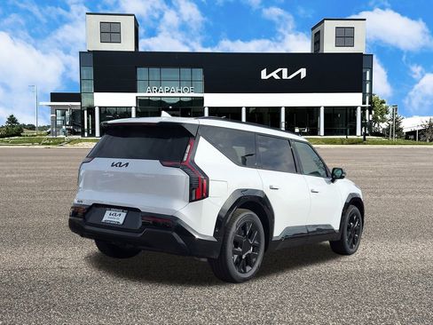 New 2026 Kia EV9 Land w/ Nightfall Edition Package image 5
