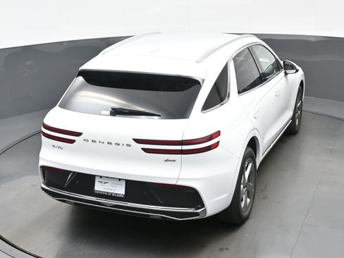 New 2026 Genesis GV70 2.5T image 25
