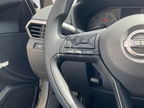 Used 2024 Nissan Altima 2.5 S FWD image 14