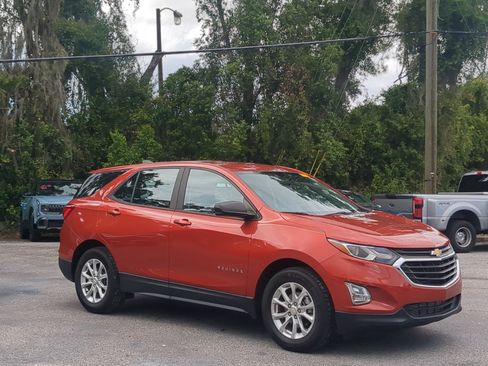 Used 2020 Chevrolet Equinox LS FWD image 11