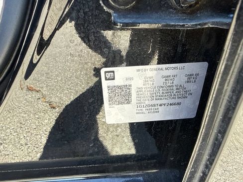 Used 2023 Chevrolet Malibu LT FWD image 23