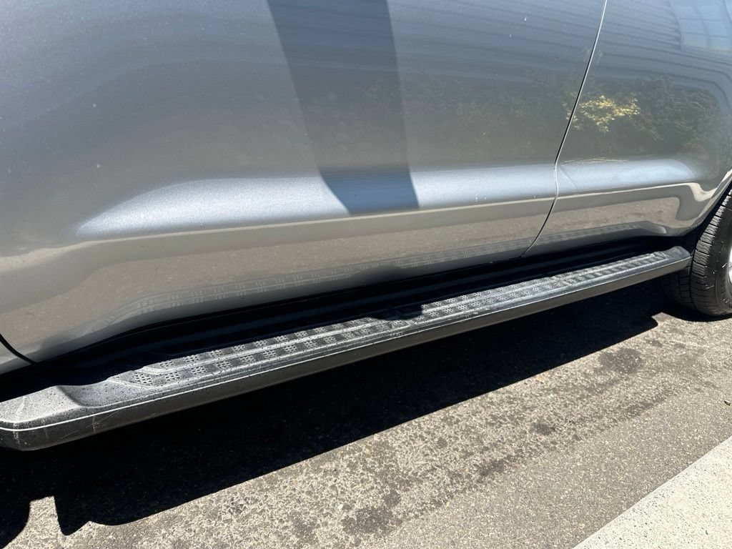 Used 2019 Toyota Sequoia SR5 AWD/4WD image 12