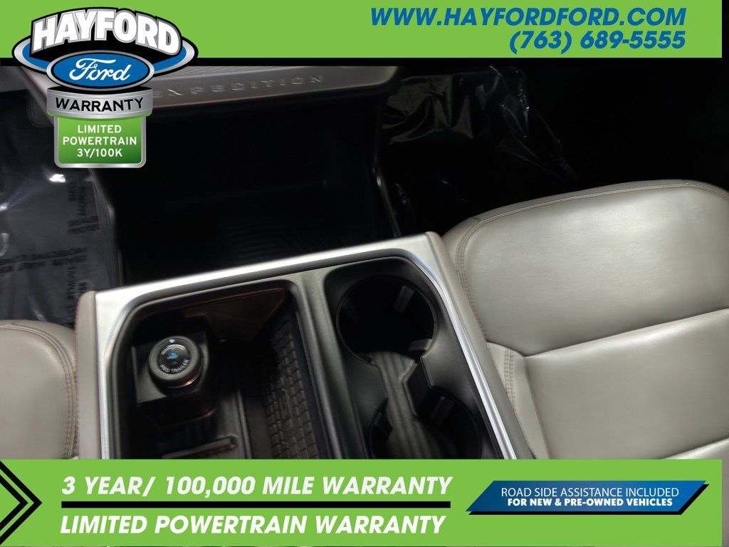 Used 2025 Ford Expedition Max Active AWD/4WD image 19