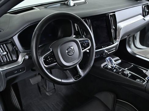 Used 2023 Volvo S60 T8 Ultimate AWD/4WD image 9