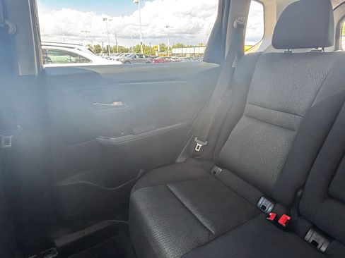 Used 2025 Nissan Rogue SV AWD/4WD image 38