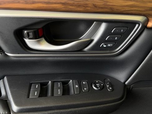 Used 2021 Honda CR-V Touring image 29