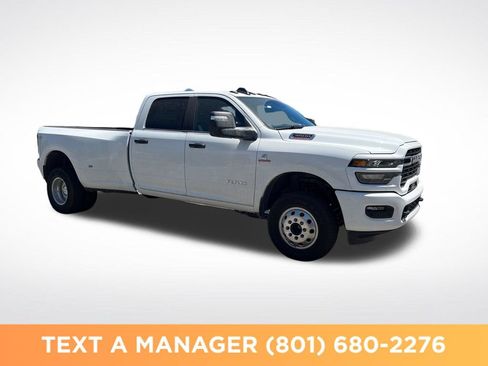 New 2026 RAM 3500 Big Horn AWD/4WD image 7
