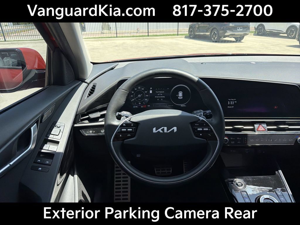 Certified 2023 Kia Niro Wave FWD image 13