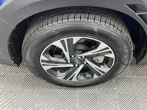 Used 2024 Subaru Crosstrek 2.0i Premium AWD/4WD image 16