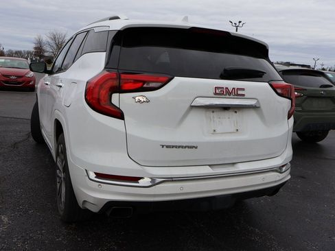 Used 2019 GMC Terrain Denali w/ Advanced Safety Package image 16