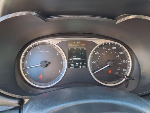 Certified 2025 Nissan Versa S w/ Trunk Package image 14