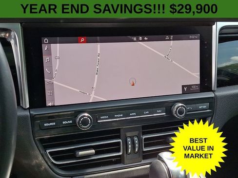 Used 2021 Porsche Macan image 21