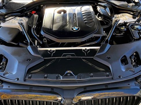 Used 2018 BMW 540i image 30