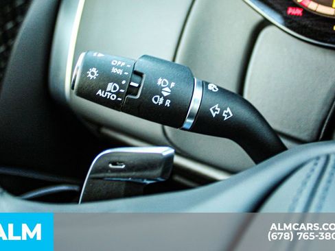 Used 2024 Land Rover Range Rover SE image 32