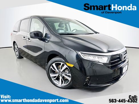 Used 2024 Honda Odyssey Touring image 1