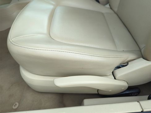 Used 2008 Volkswagen Beetle SE image 33