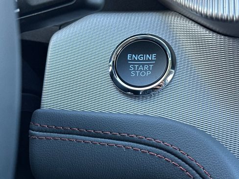 New 2026 Ford Explorer Active w/ Active Comfort Package image 21