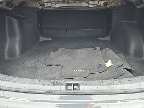 Used 2024 Toyota Corolla LE image 13