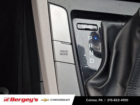 Used 2018 Hyundai Elantra SEL FWD image 26